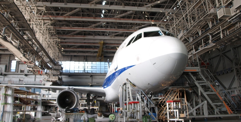 航空機格納庫における消防設備設計事例